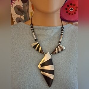 Chic Black Stone and Silver Inlaid Geometric Necklace
